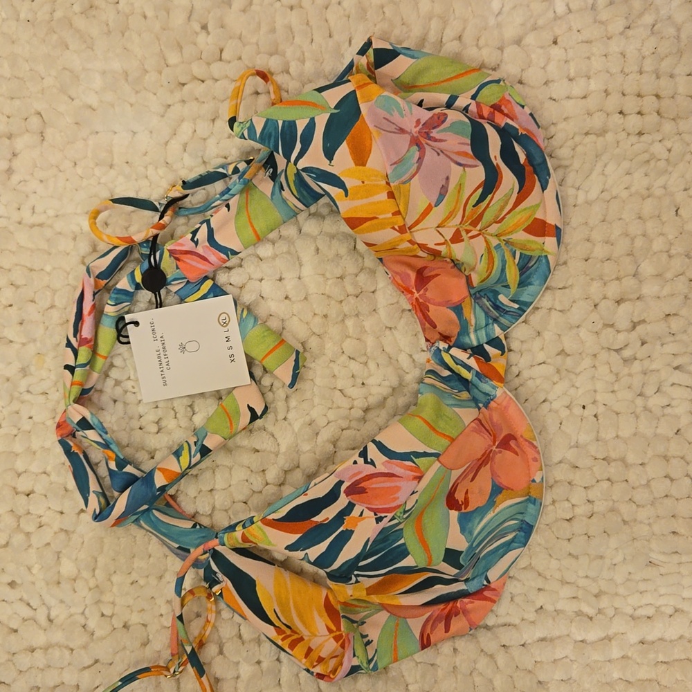 Skatie Kate top Aloha